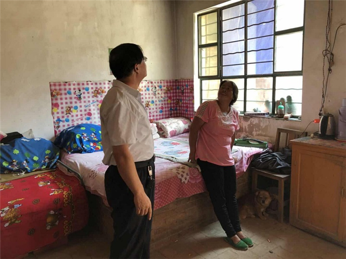 脱贫攻坚在路上5.jpg